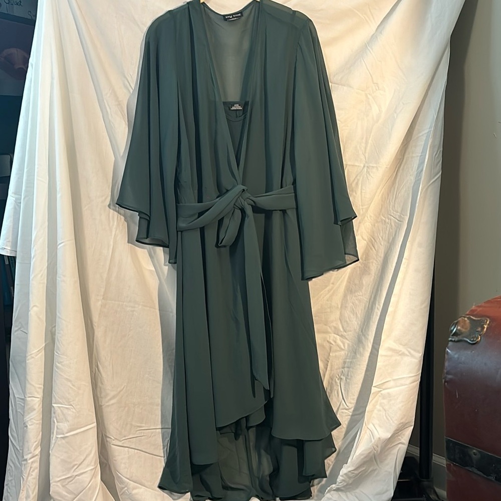 City Chic Forest Green Flowy Dress